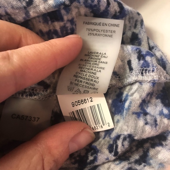 two by Vince Camuto Womens Burnout Printed Tank Top Blue, size XS - Picture 8 of 10